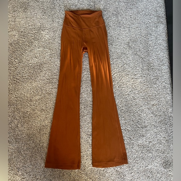 Lululemon Groove Super-High-Rise Flared Pant - Picture 2 of 8